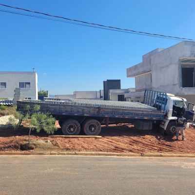 Residência de alto padrão terraplanagem e acabamento sofisticado no Alto Tietê (2)