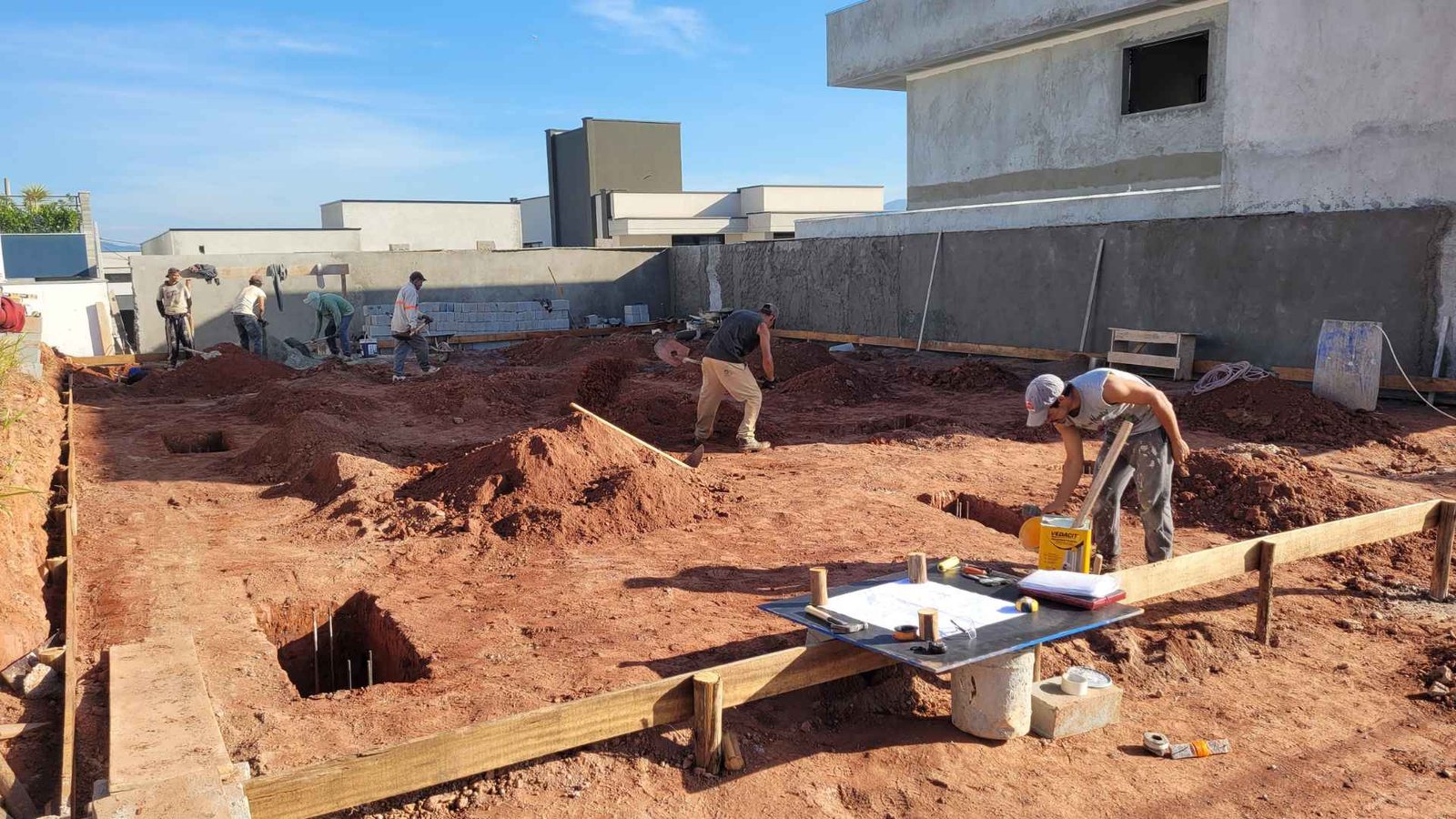 Terreno preparado para construção de casa de alto padrão